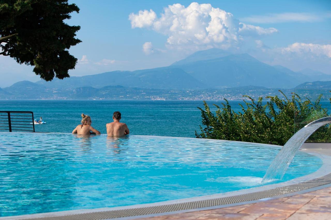 Camping Bergamini Peschiera del Garda Ngoại thất bức ảnh