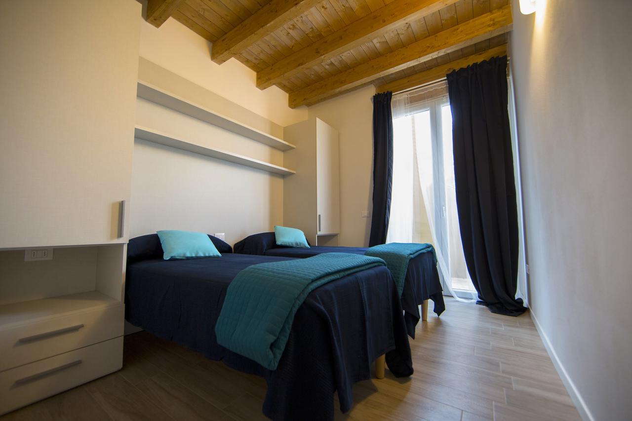 Camping Bergamini Peschiera del Garda Ngoại thất bức ảnh
