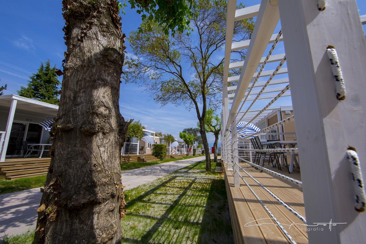Camping Bergamini Peschiera del Garda Ngoại thất bức ảnh