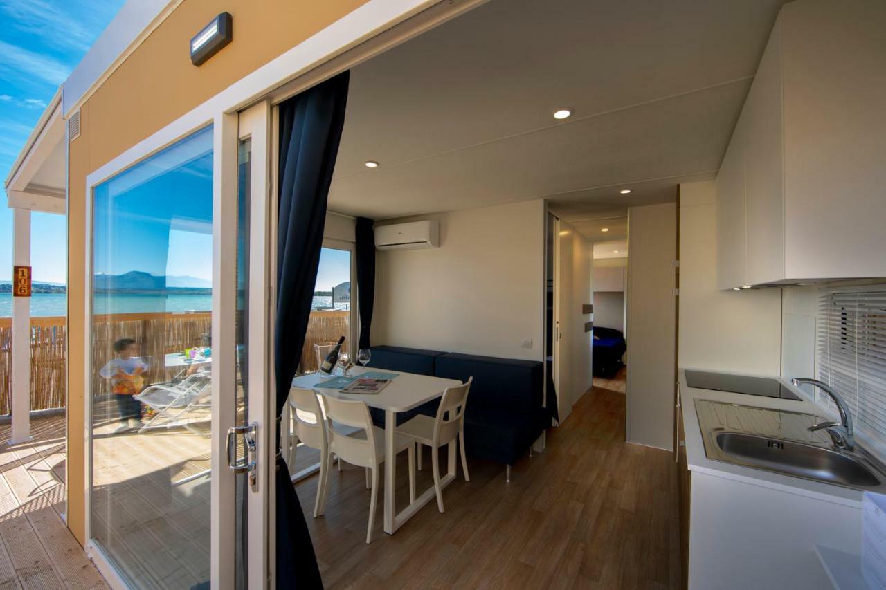 Camping Bergamini Peschiera del Garda Ngoại thất bức ảnh